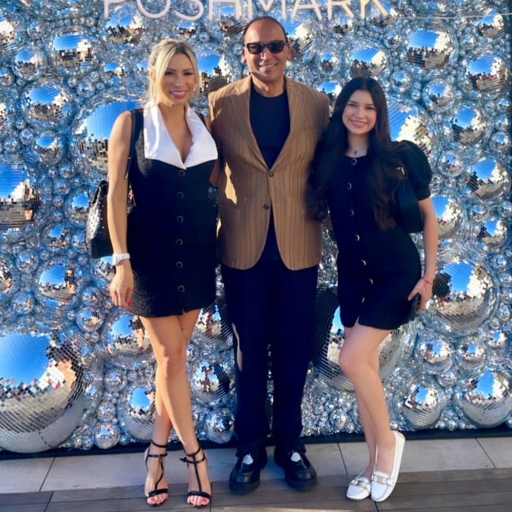 Ocposh30 making her the most successful salesperson in the company's poshmark - Picture 1 of 4